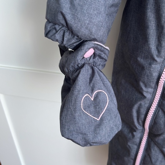 Snowsuit for baby girl - Picture 3 of 4